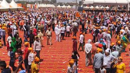 पानीपत में प्रकाश पर्व पर उमड़ी संगत।