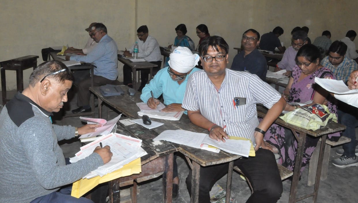 Hathras: Principal examiners told the examiners the method of evaluation
