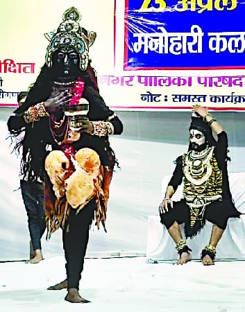 Chalkat Hamari Gagaria Ye Kanha...