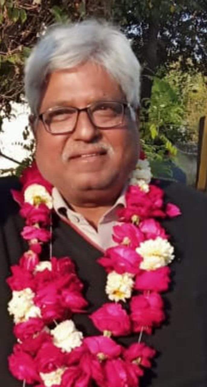 Trader dies, wife injured in accident in Hathras