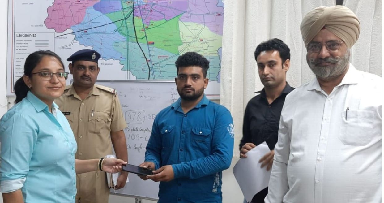 52 mobiles traced in two years