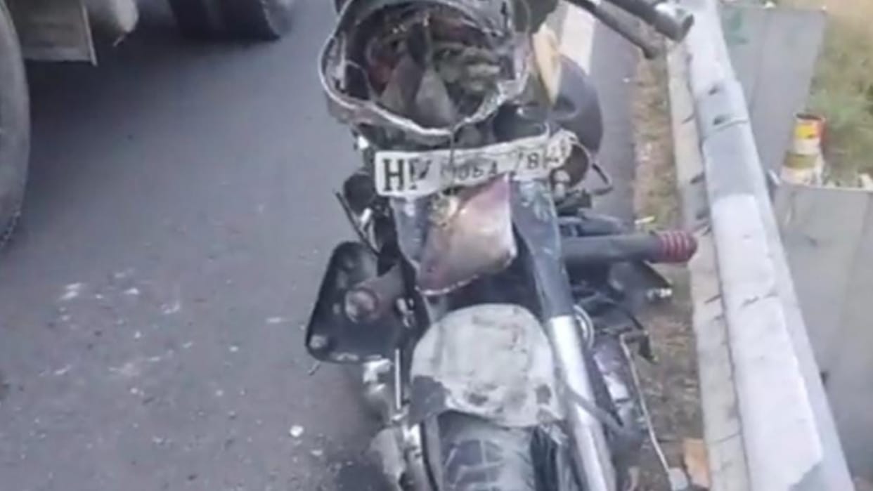 Speeding truck hits bike kills three youths in rampur shimla himachal pradesh