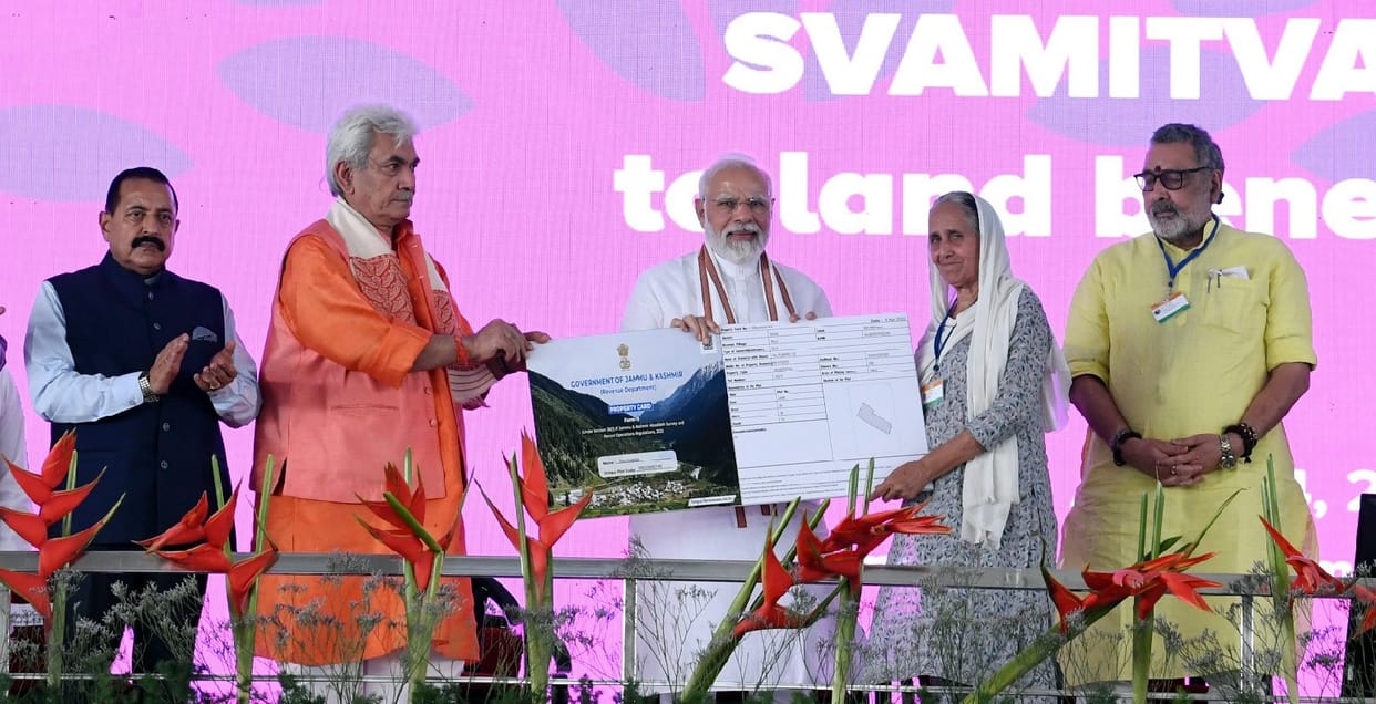 PM said: Panchayats will get more rights, women participation in rural development will increase