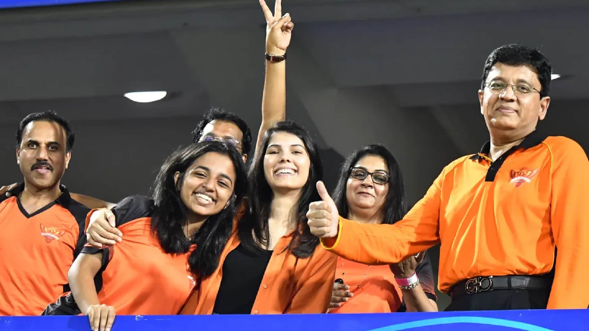 SRH vs RCB Photos Sunriser hyderabad record win makes fans and Kavya maran happy