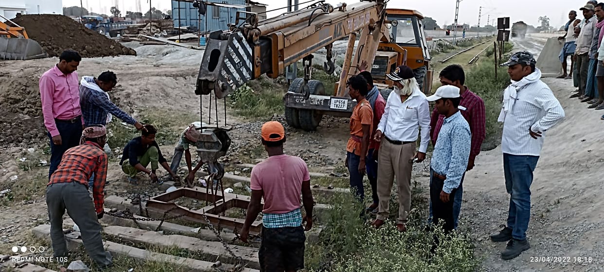 The height of two and a half km rail track from Sonwal to Sugavaliya will increase by two feet