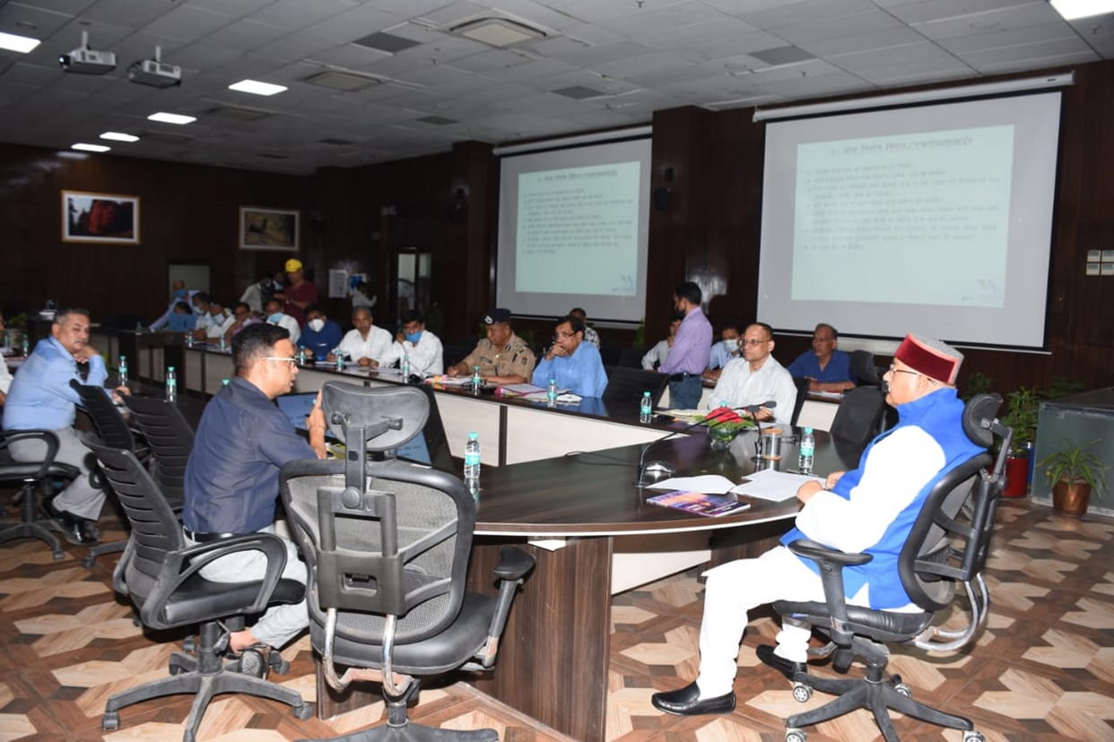 Mountaineering Expedition:12 member team will climb Shrikanth mountain in 20 days