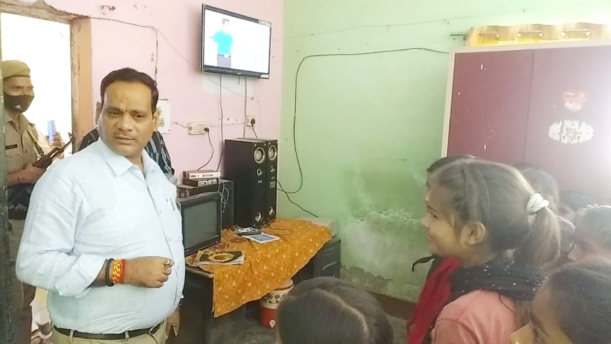 Poor rice found in Kasturba Gandhi Vidyalaya, dirty toilets
