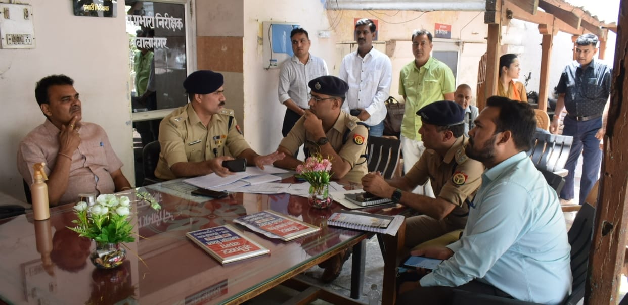 The officers were sitting, not a single complaint came