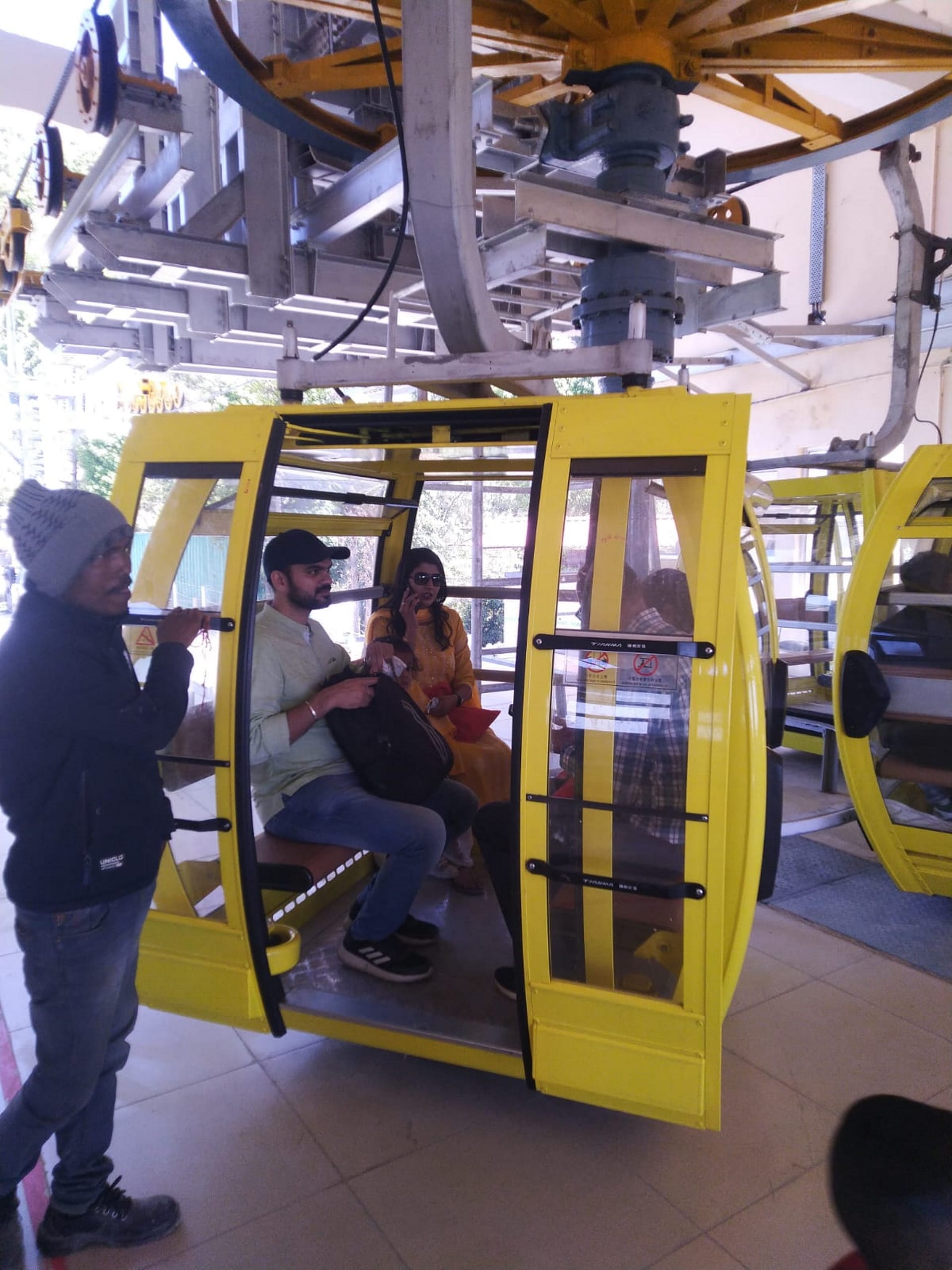 Devotees increased due to start of Surkanda Devi ropeway, See Photos