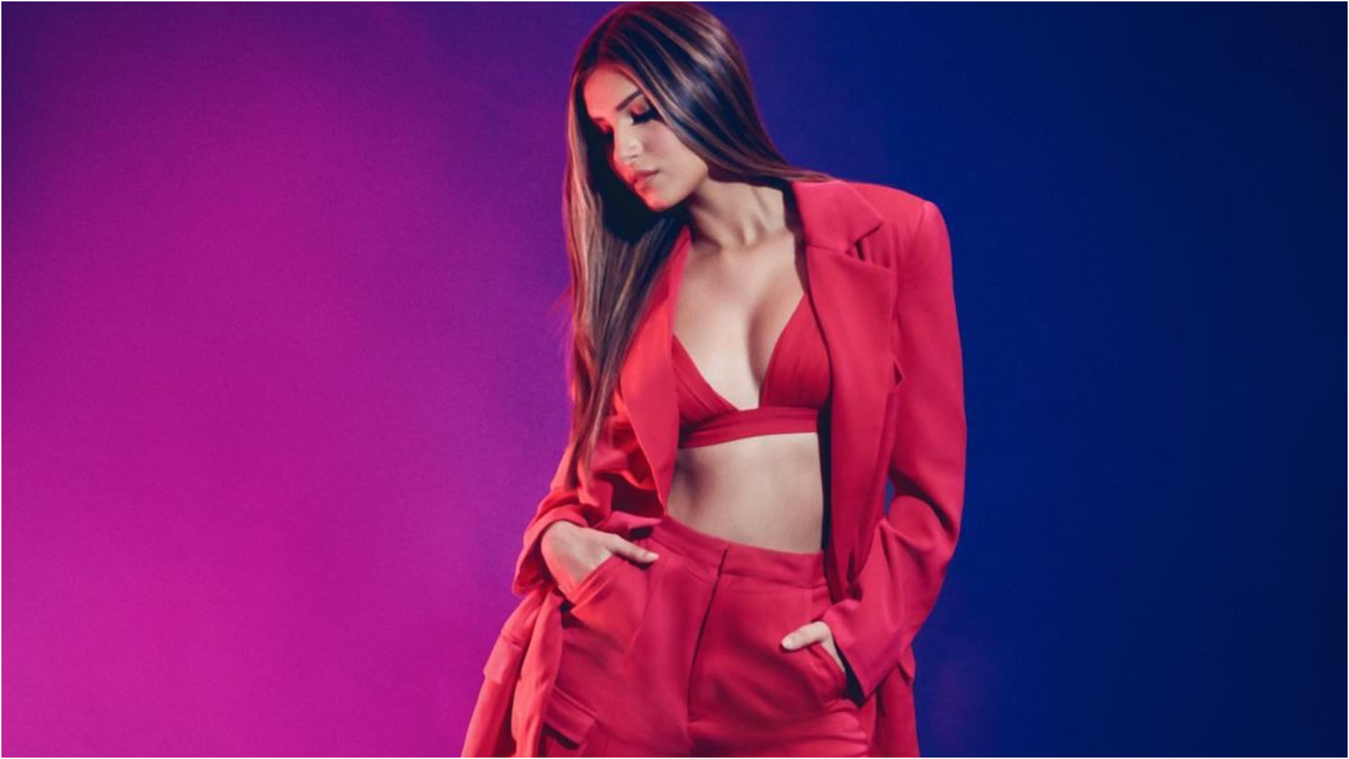 tara sutaria pink blazer pant with bikini top boss lady look for heropanti 2 promotion