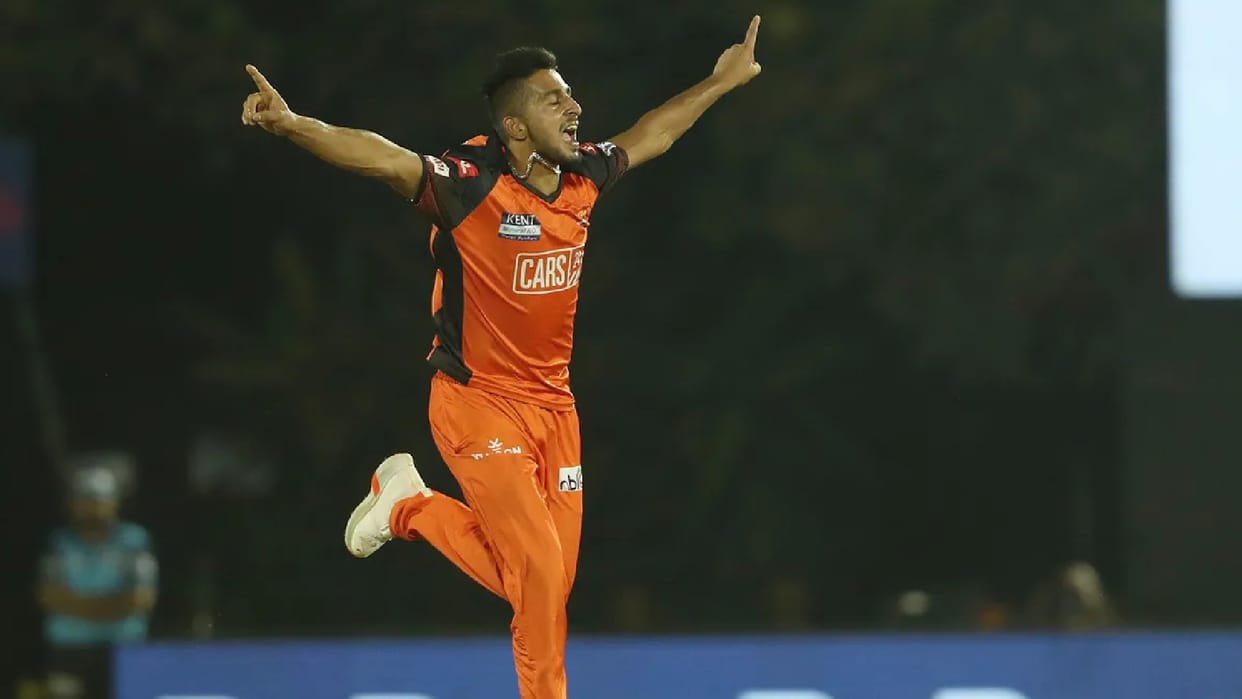 IPL 2022 Jammu Express Umran Malik breaks Amit Mishra Bhubaneswar Kumar and Rashid Khan record
