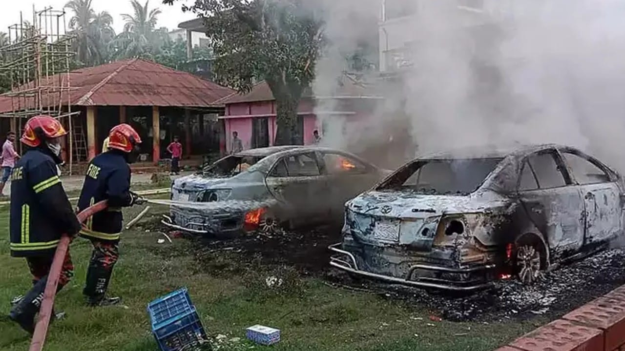 बांग्लादेश में आतंकी हमला।