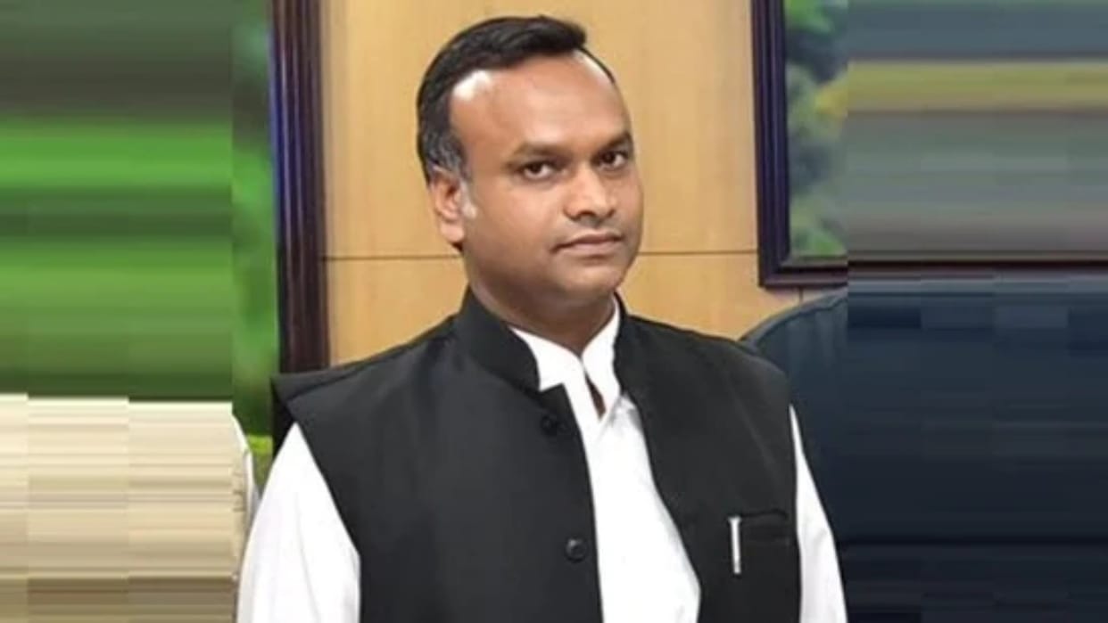 congress mla priyank khadge summoned by cid in si recruitment irregularity