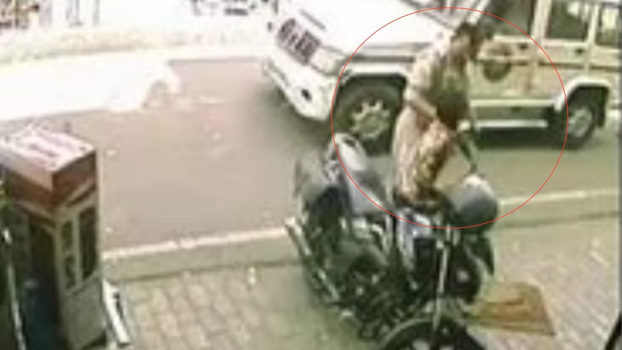 Action against sipahi who beats a boy for refusing to push the police jeep.