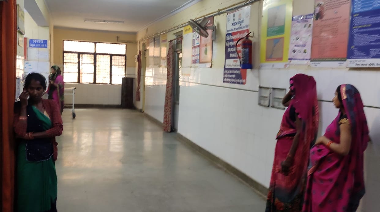 Preparation of chart district hospital reached from Mau Manikpur