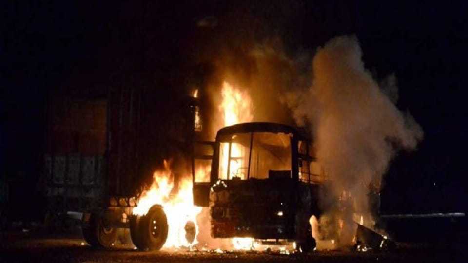Naxalites Set Fire to Bus during dandkaranya Bandh In Sukma News Chhattisgarh