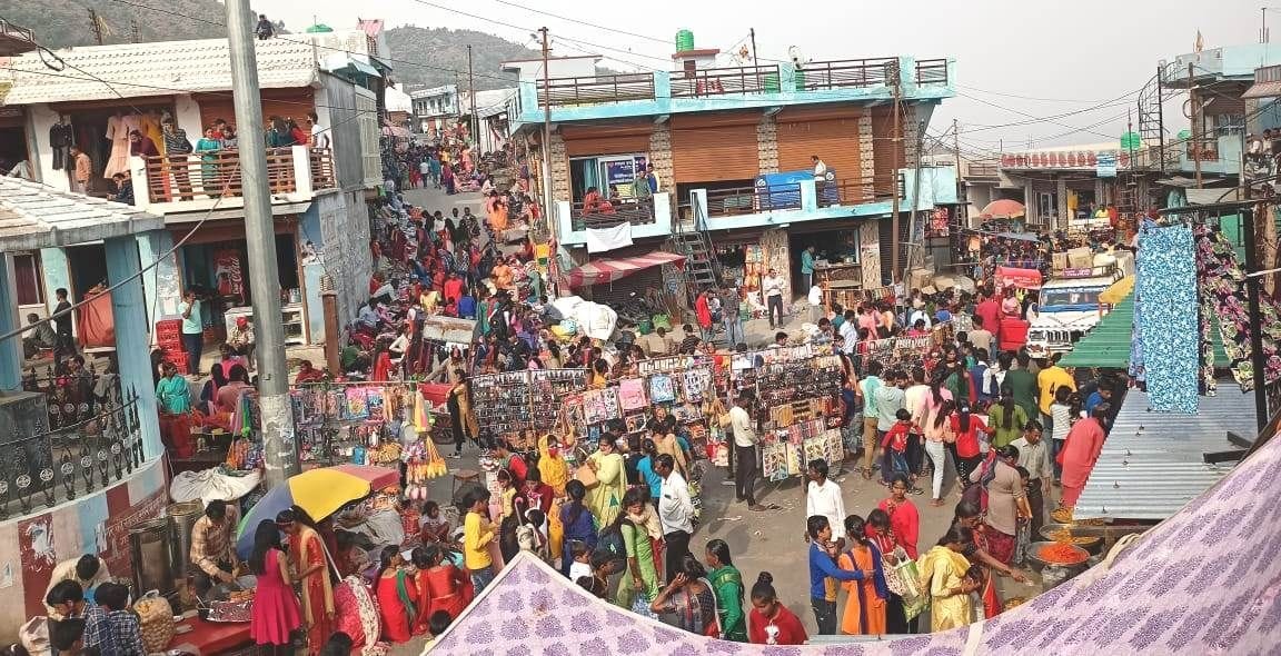 Villagers offer prayers at Ghandiyal temple