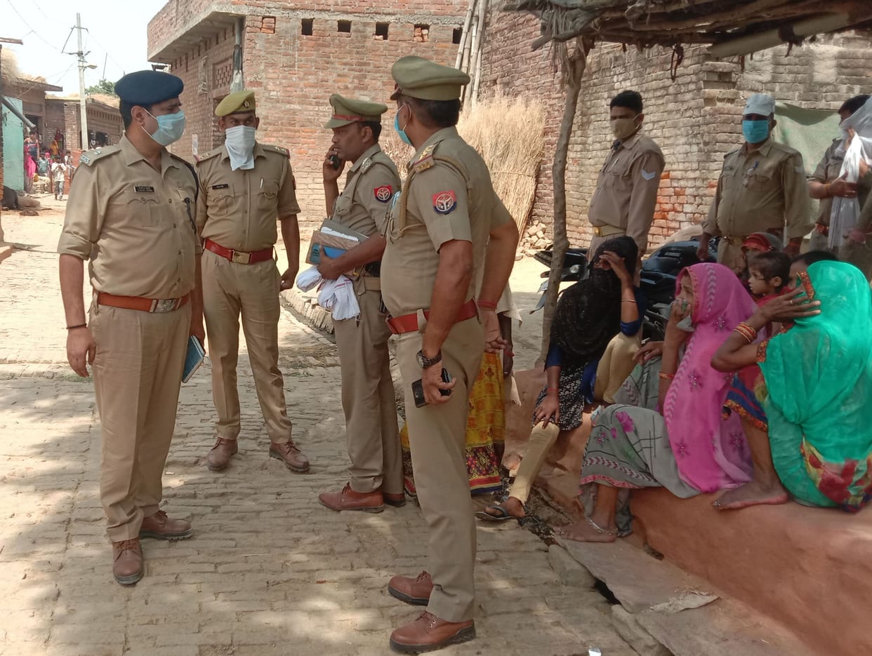 Kanpur Dehat : Absconding with lover after murder of husband, daughter filed report against mother and her lover