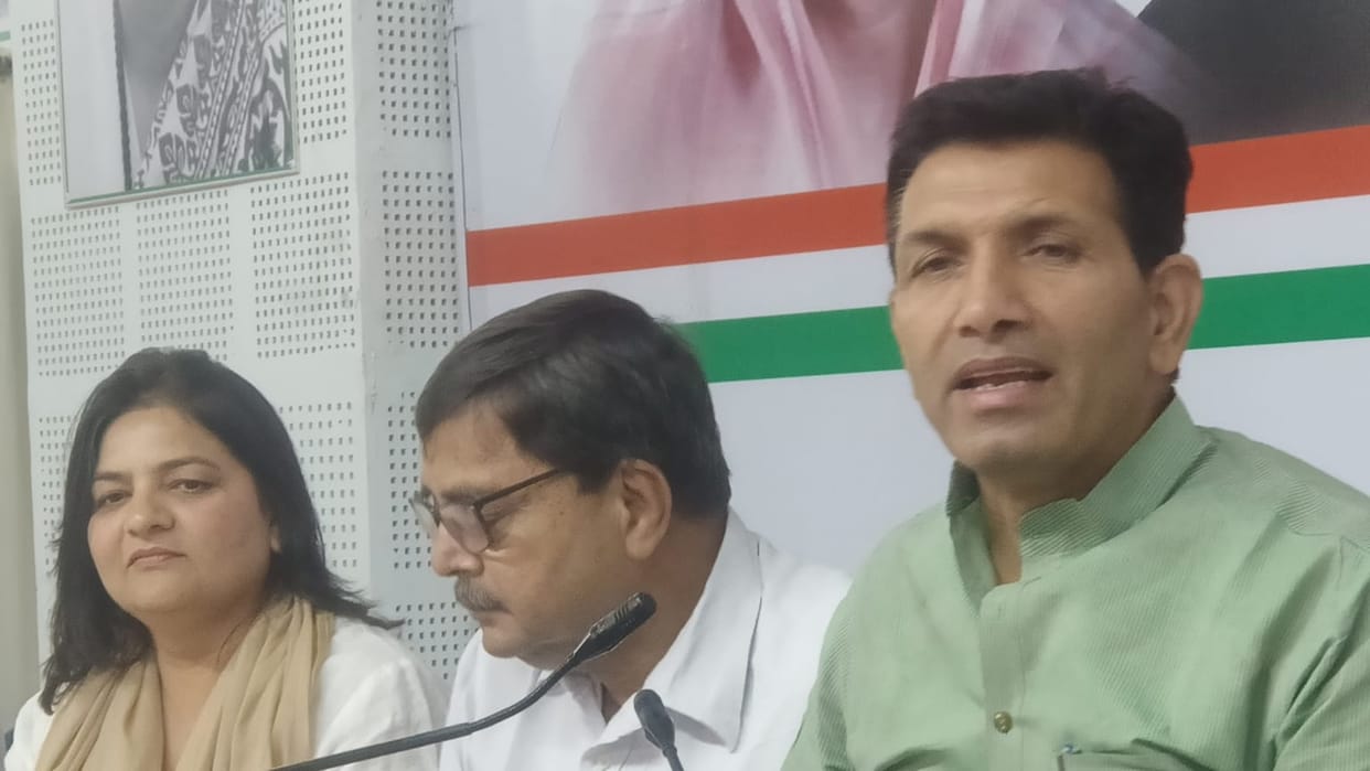 Congress's question to Shivraj: Jitu Patwari said CM, tell how many unemployed Ambanis became, how many unemployed became Adanis?