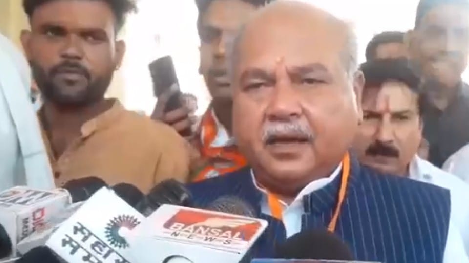Union Minister in Gwalior: Narendra Tomar said - the state will get the benefit of Amit Shah's visit, expressed ignorance in the matter of pulling kurta