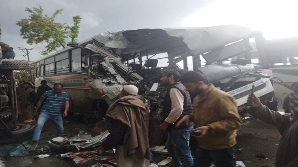 Bus returning from Modi's rally crashes, sarpanch dies