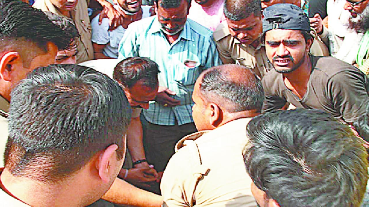 Meerut news: Sajid kept shouting for life, crowd remained spectator during murder,