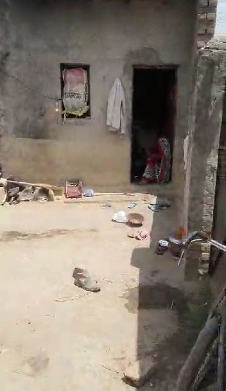 Where companies worth crores were seen, shops and slums were found there