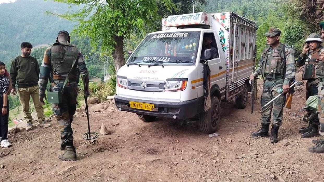 Shahpur blast case: Rajori police and military team reached the spot