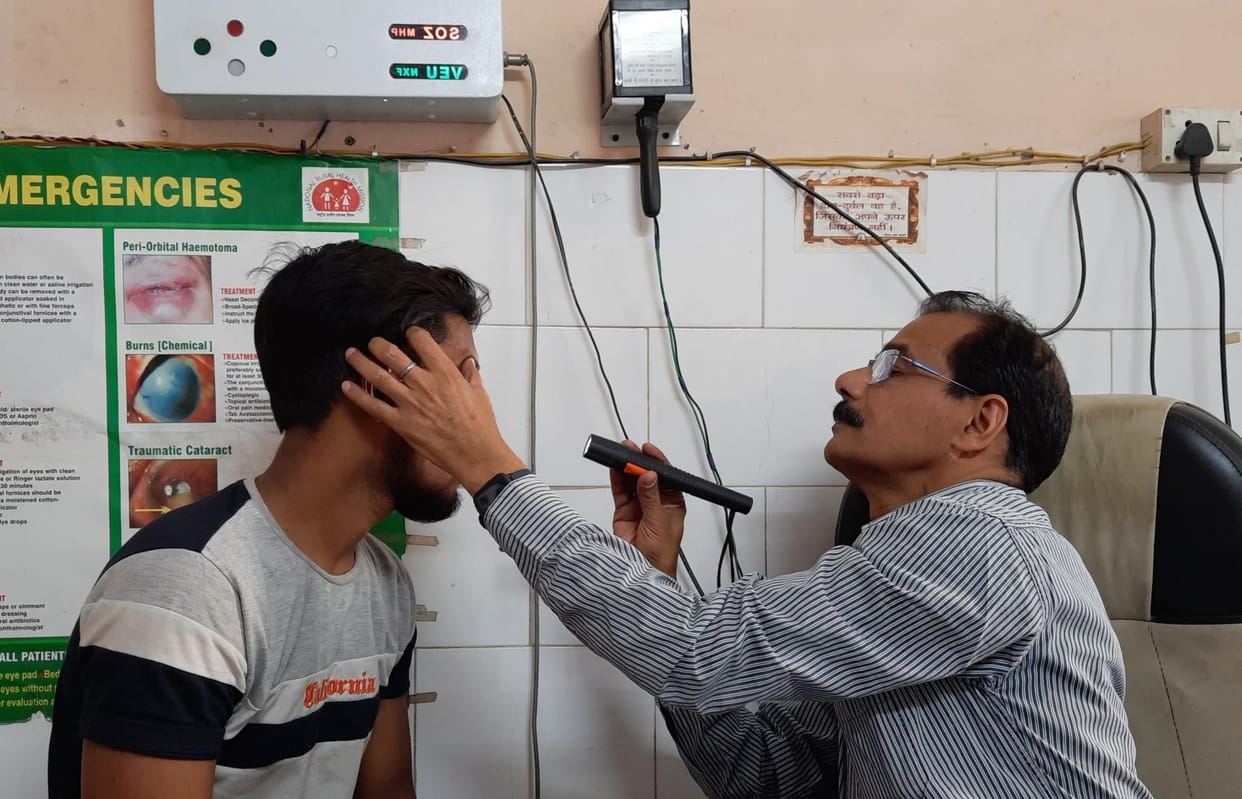 desease,farrukhabad news,mausam,eye problem