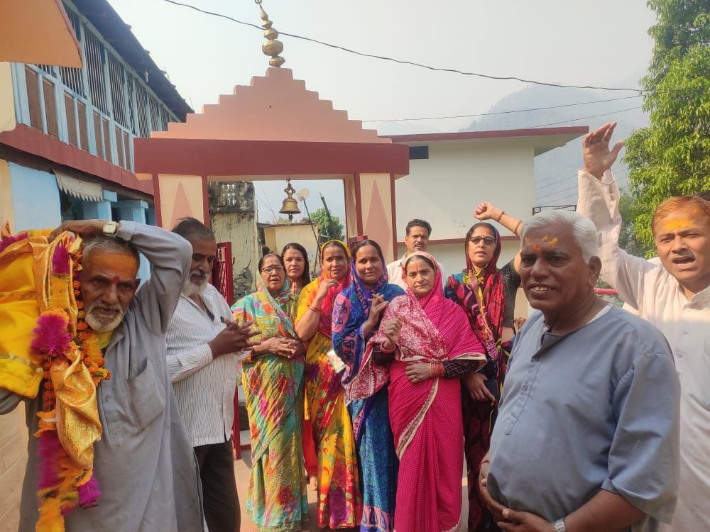 Dimmer village reverberated with the cheers of Badrivishal