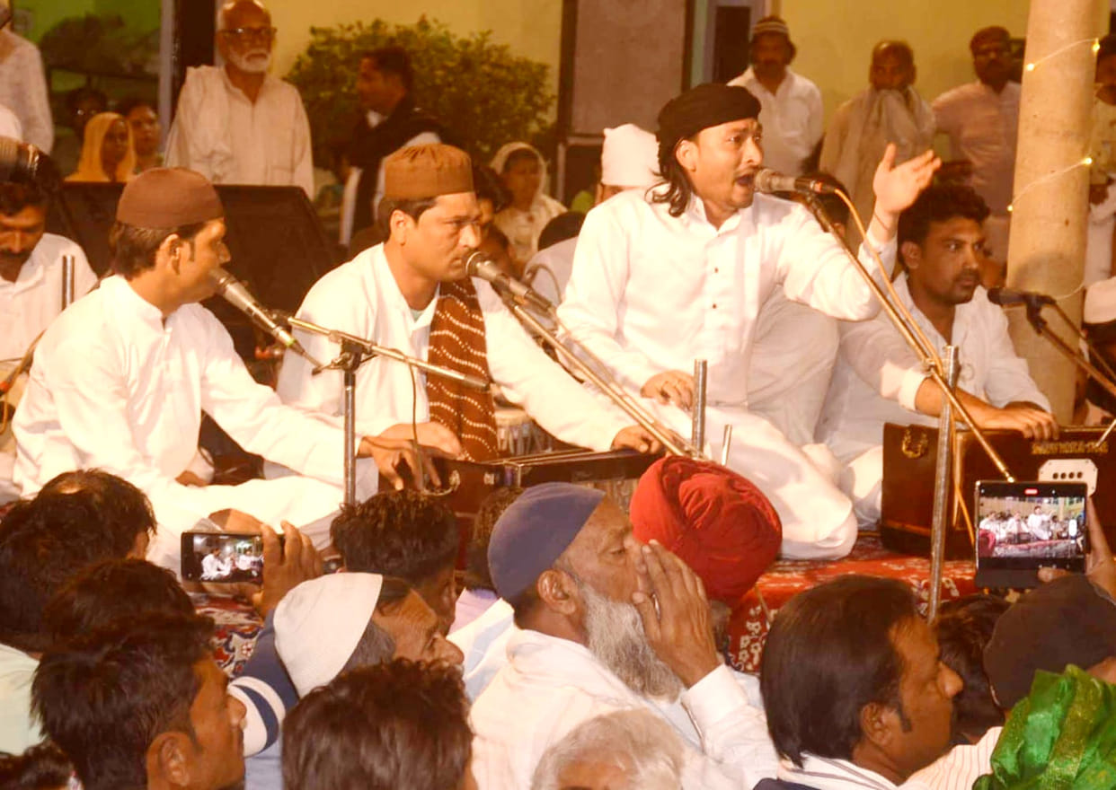Urs of Dera Banda Nawaz concluded with pomp