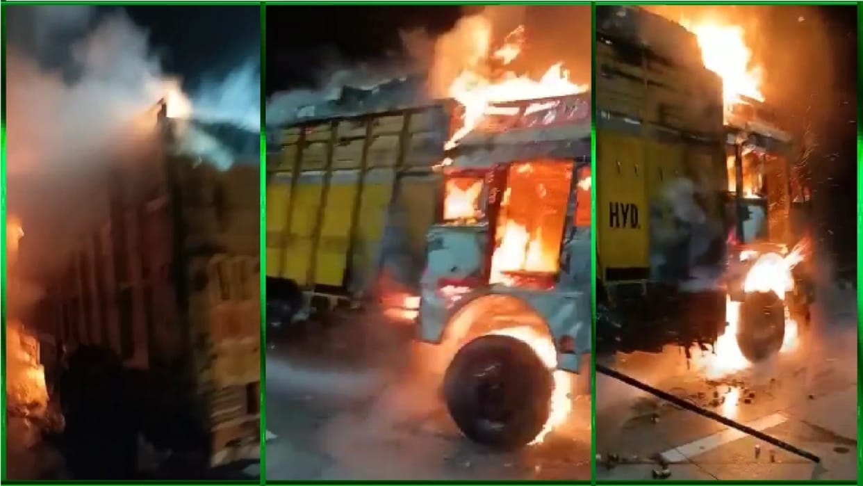 Ghaziabad A truck carrying medicines caught fire on Eastern Peripheral Expressway driver jumped to save his life