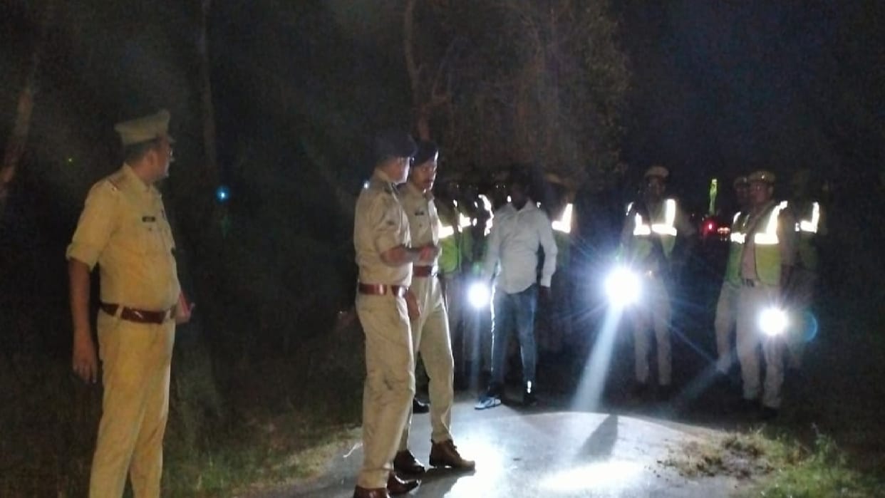 triple murder in Gorakhpur Khorabar police station
