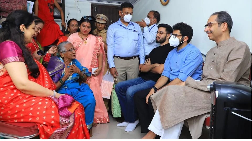 Hanuman Chalisa row: Uddhav Thackeray, family meet 80-year-old Shiv Sena worker