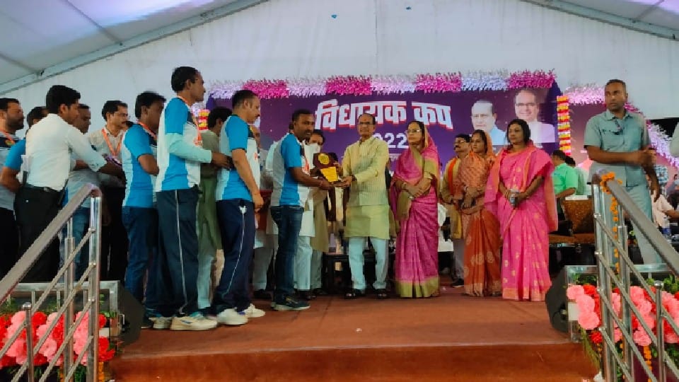 Sehore: CM will give a prize of Rs 25-25 thousand to all the teams involved in MLA Cup of Kho-Kho, Kabaddi