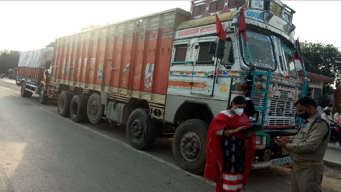 300 crore fine recovered from 28 thousand overloaded trucks in six months in Kanpur