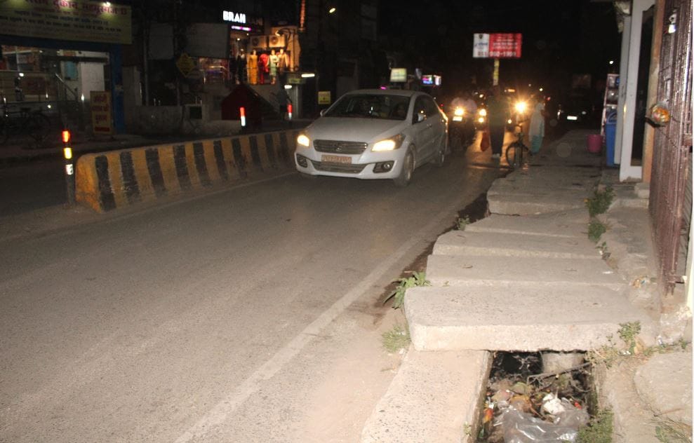 Negligence in cleaning drain in varanasi If this situation continues then roads and streets of Banaras will drown in rain