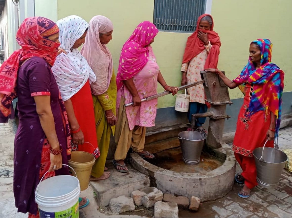 Women's uproar over lack of drinking water supply
