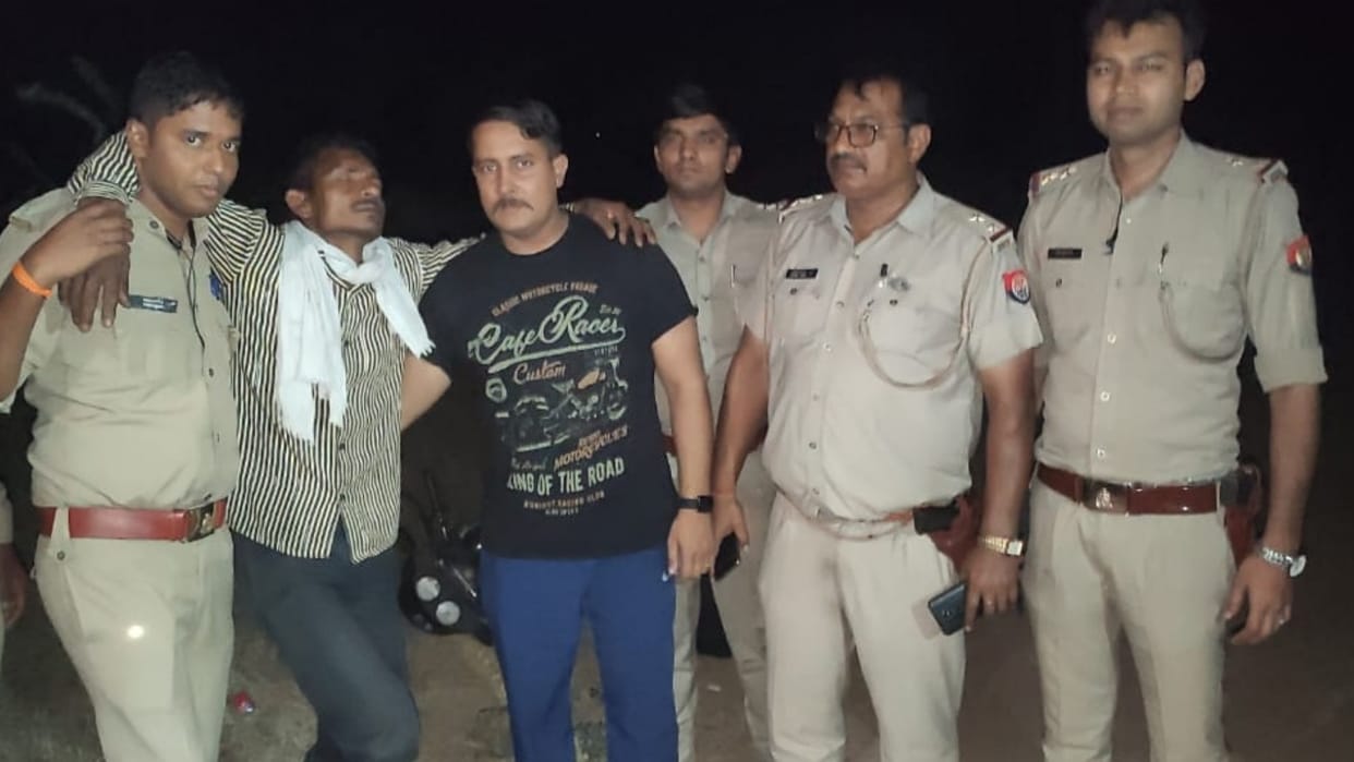 Agra malpura encounter one miscreant arrested second absconding