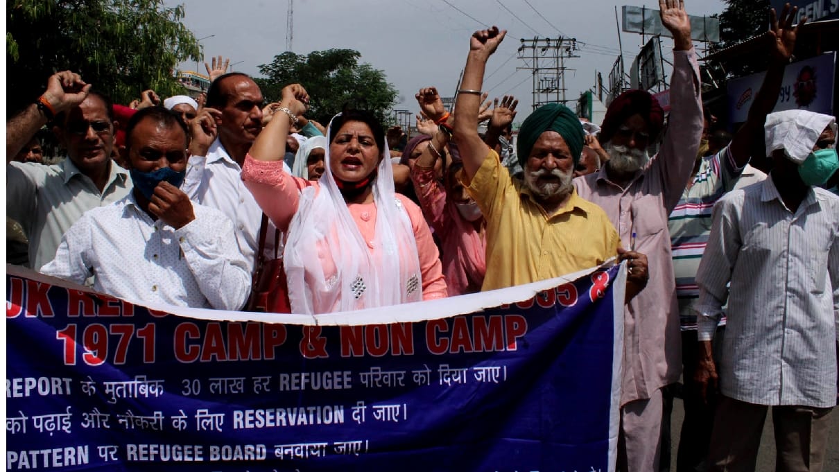 PoJK displaced protest in jammu for their demands