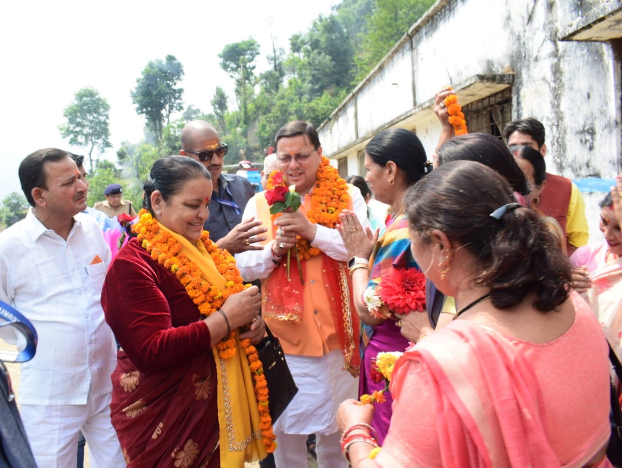 Complete the work in Kedarnath on time with quality: CM