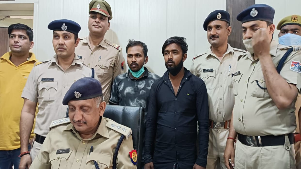 Ghaziabad GRP arrested two people who steal mobile in trains and sell in Nepal