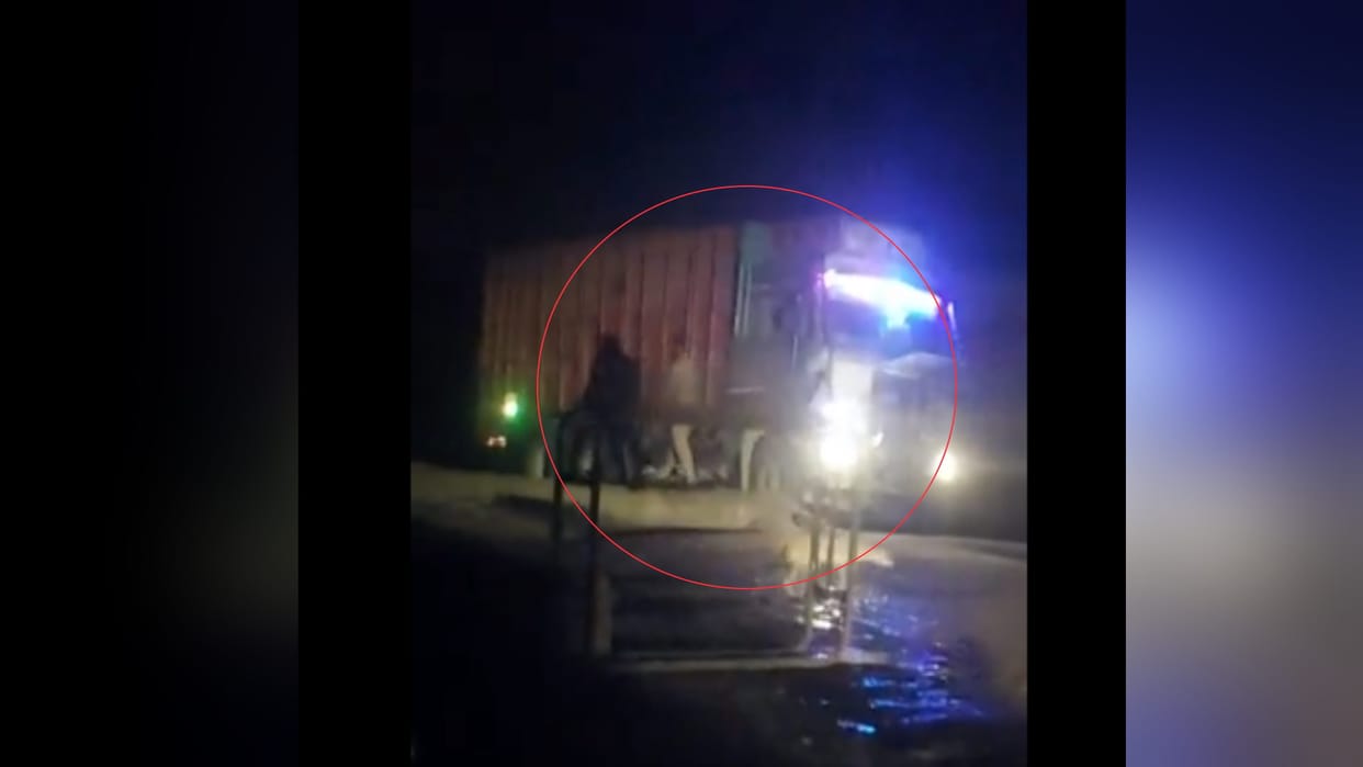UP: MLA shared the video of illegal recovery by police in Muzaffarnagar, SSP line hazir outpost in-charge and onstable