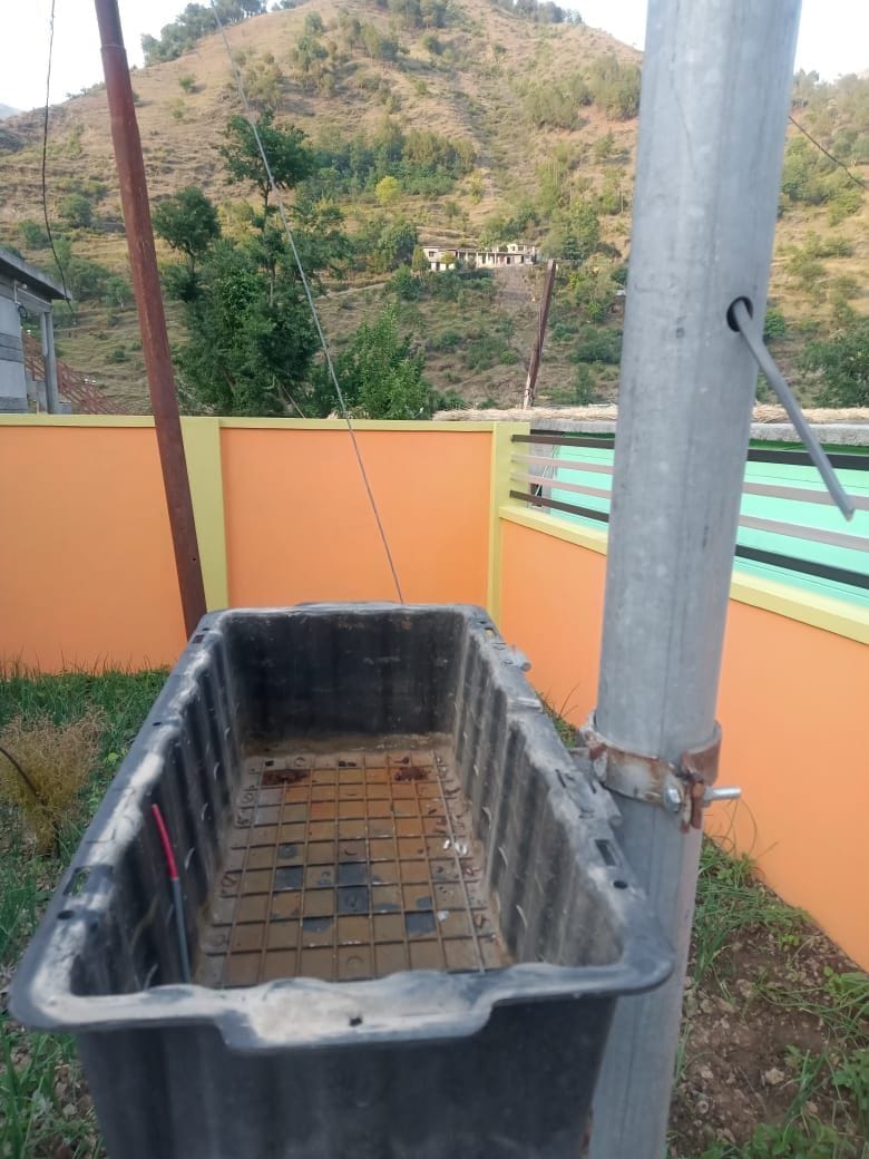 Batteries of 20 street lights stolen in Salwan