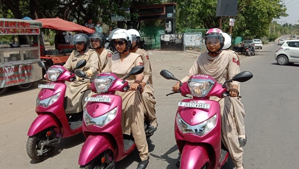 Pink Squad will take the news of miscreants and robbers
