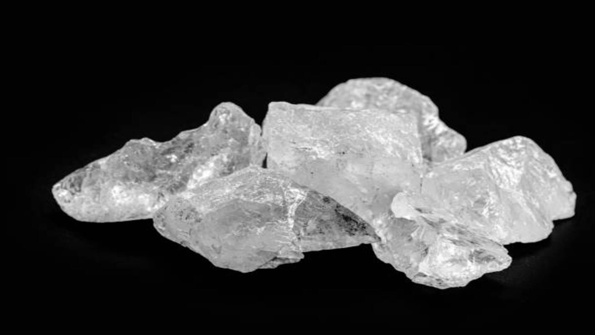 Fitkari Ke Upay do these alum measures to remove negative energy