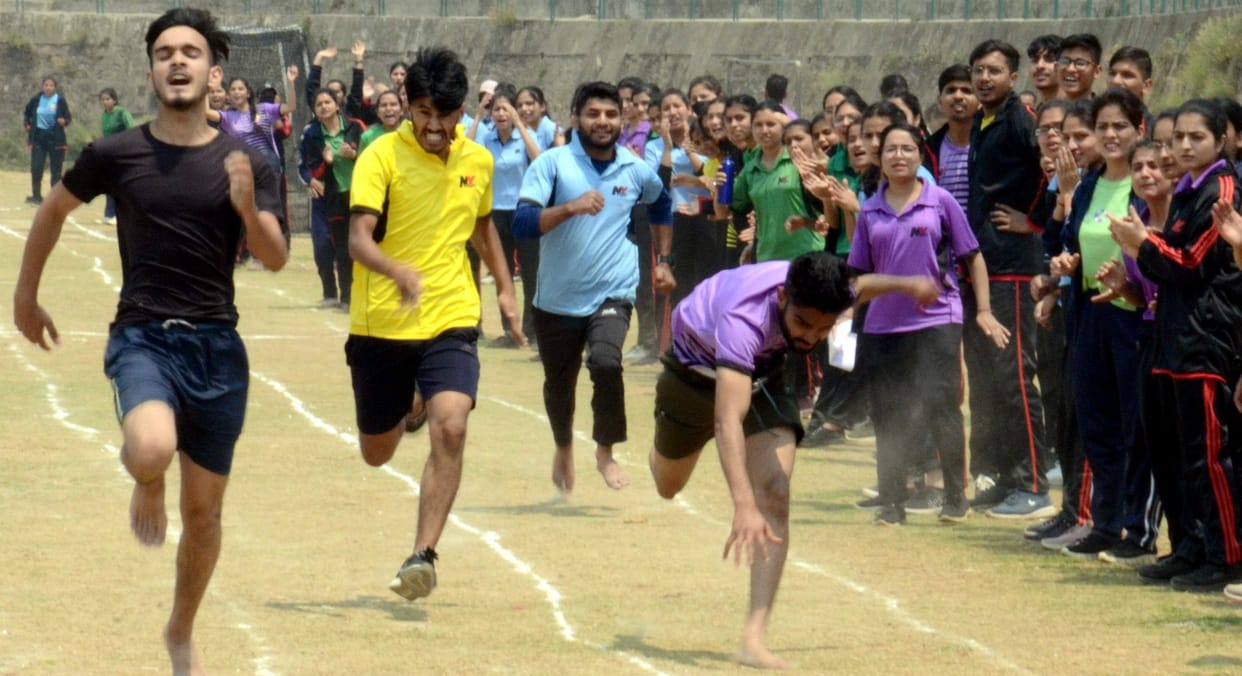 Naveen in sprint race, Sonam first in lemon race