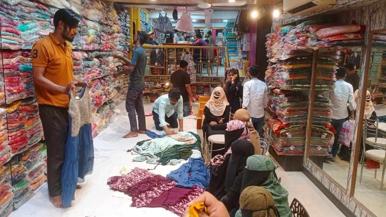 Shopping intensified in the markets as Eid festival approaches