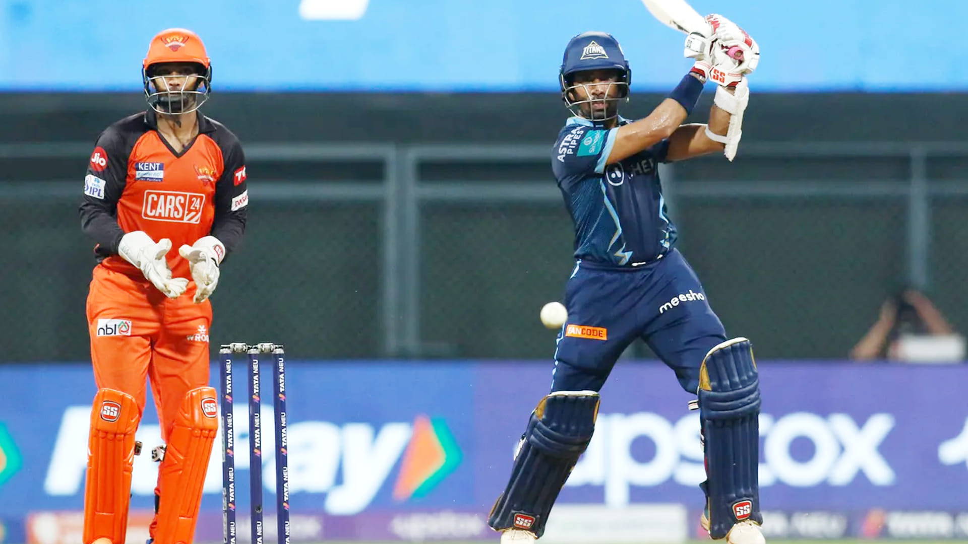 MS Dhoni to Dewald brevis IPL 2022 Youngest and Oldest Players Performance