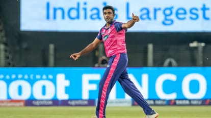 CSK vs RR Dream11 Prediction: Chennai Super Kings vs Rajasthan Royals Playing XI Captain Vice-Captain Players